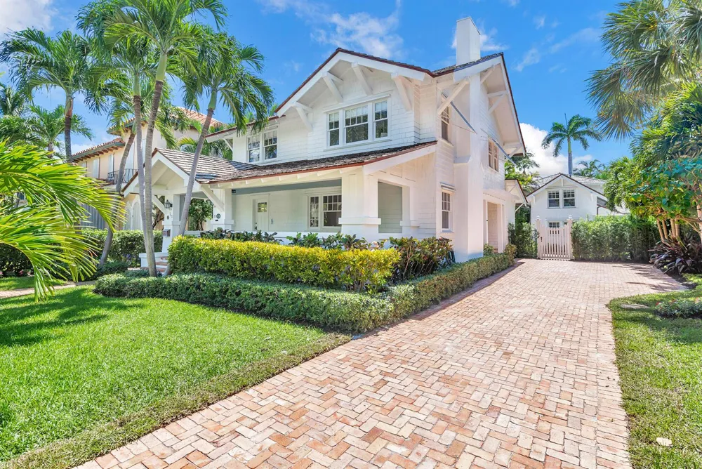 142 Seabreeze Avenue Palm Beach, FL 33480