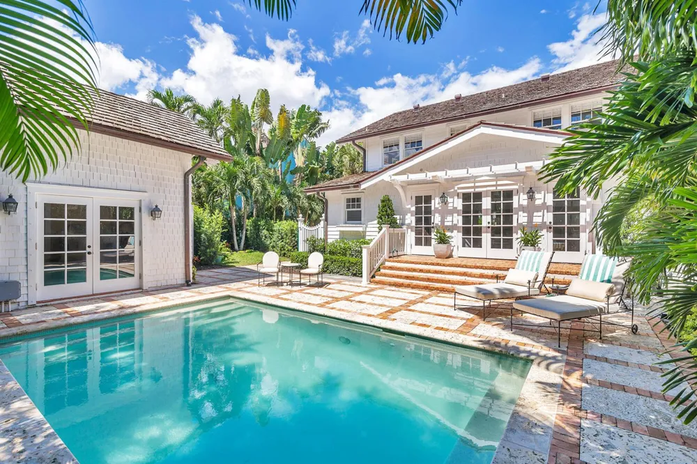 142 Seabreeze Avenue Palm Beach, FL 33480
