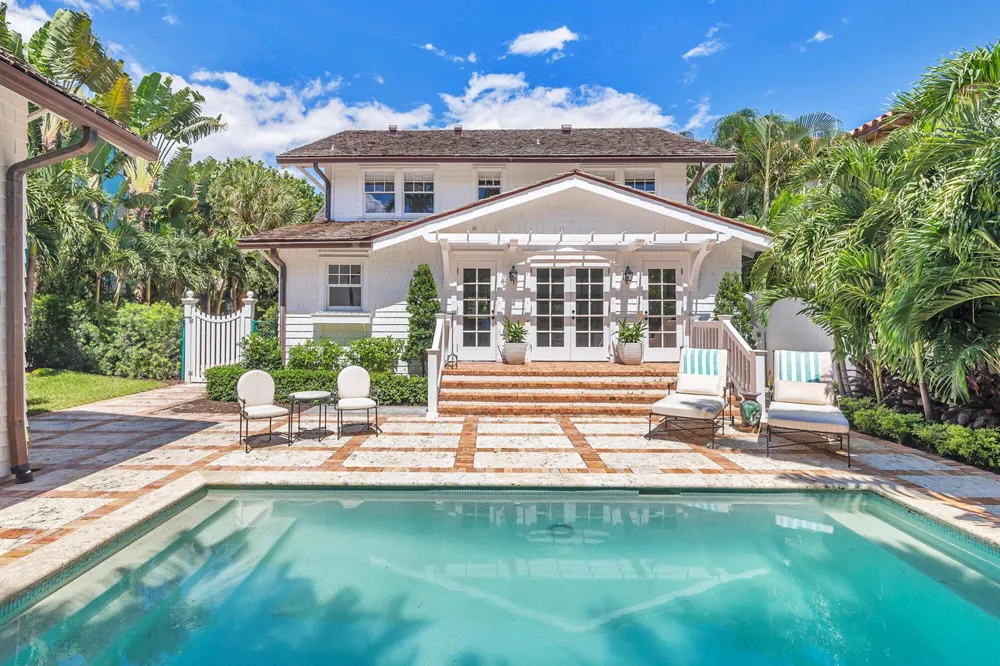 142 Seabreeze Avenue Palm Beach, FL 33480