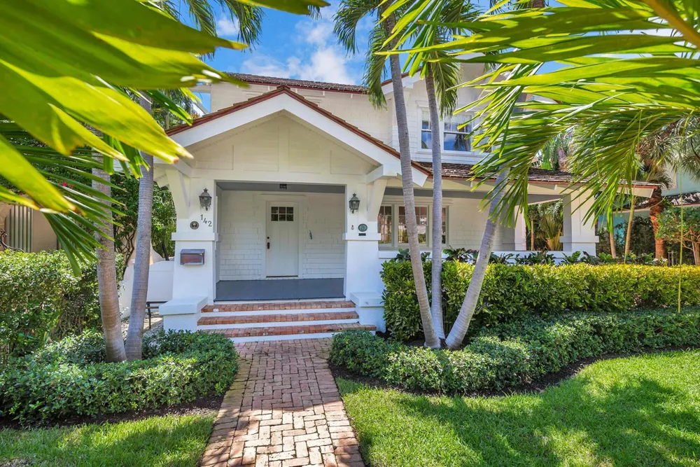 142 Seabreeze Avenue Palm Beach, FL 33480