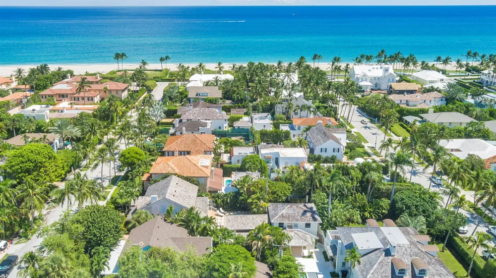 142 Seabreeze Avenue Palm Beach, FL 33480