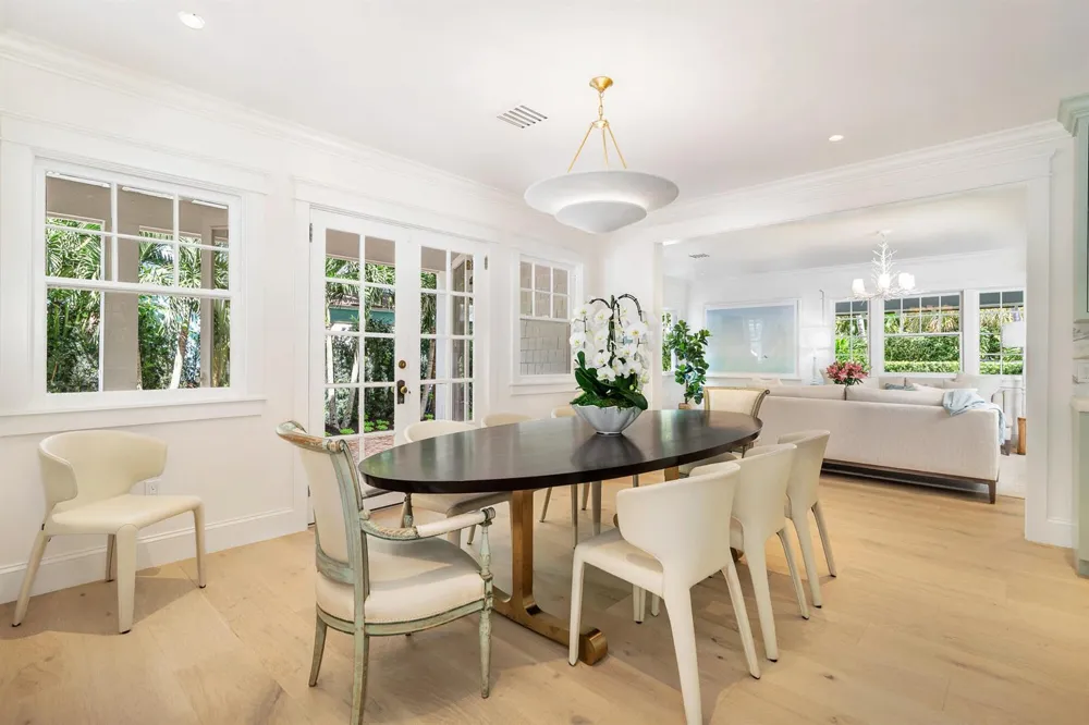 142 Seabreeze Avenue Palm Beach, FL 33480