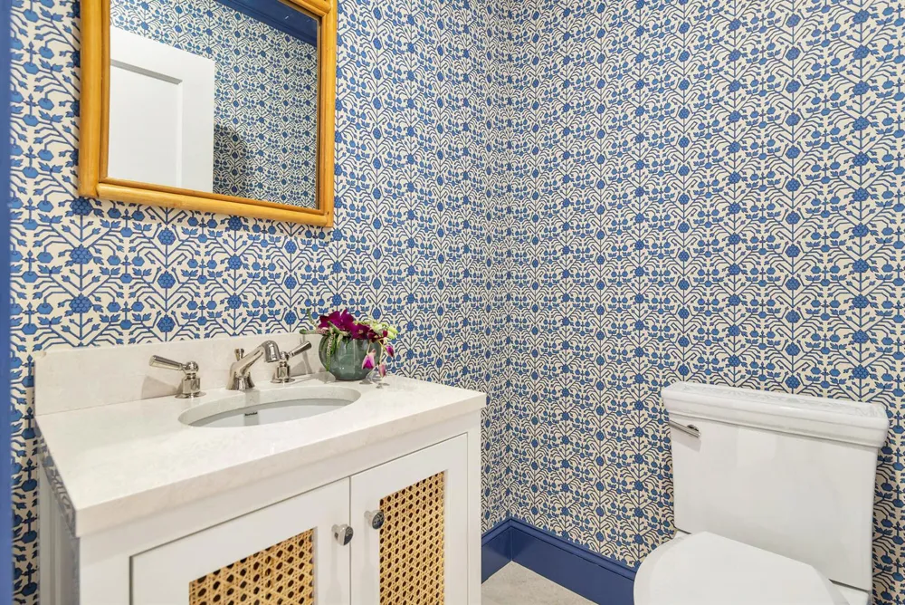 142 Seabreeze Avenue Palm Beach, FL 33480