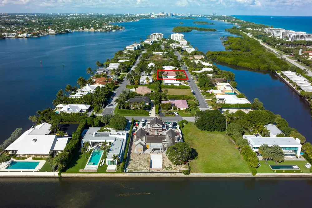2258 E Ibis Isle Rd Road E Palm Beach, FL 33480