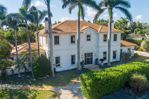 286 Jamaica Lane
