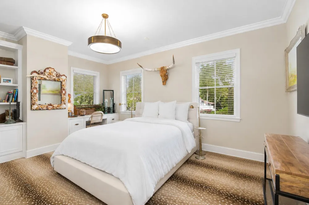 286 Jamaica Lane Palm Beach, FL 33480