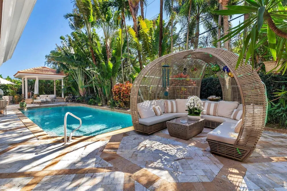 286 Jamaica Lane Palm Beach, FL 33480