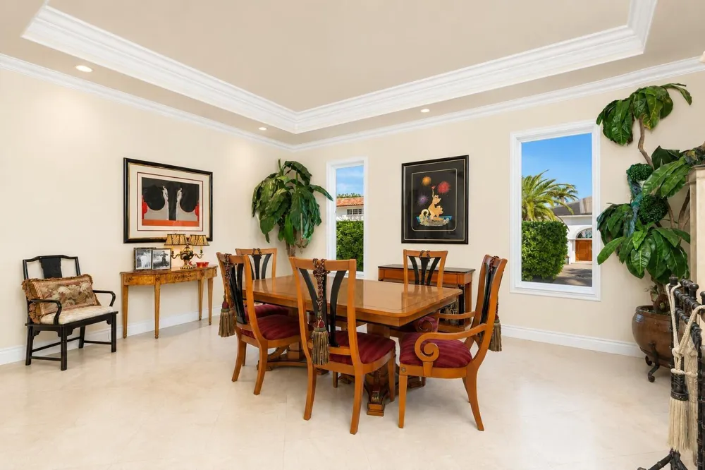 286 Jamaica Lane Palm Beach, FL 33480