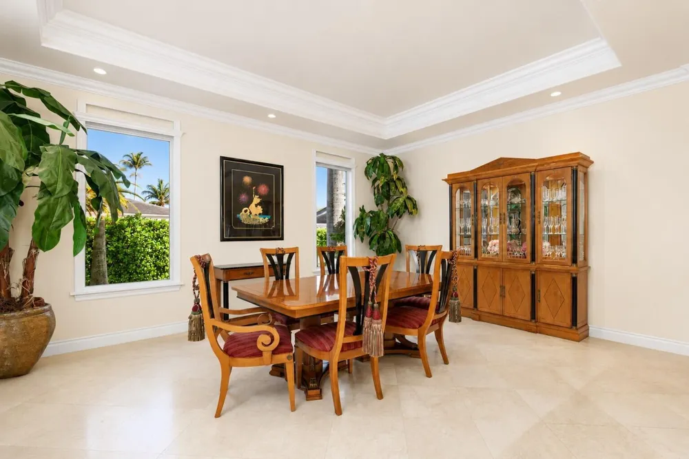 286 Jamaica Lane Palm Beach, FL 33480