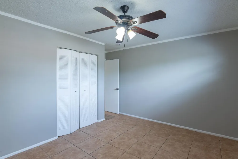 1218 Giller Avenue Mangonia Park, FL 33407