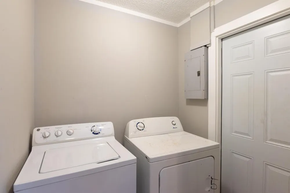 1218 Giller Avenue Mangonia Park, FL 33407