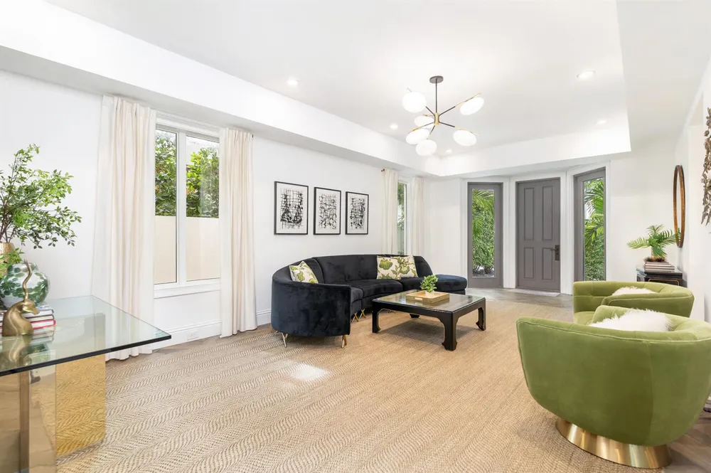 443 Seaview Avenue Palm Beach, FL 33480