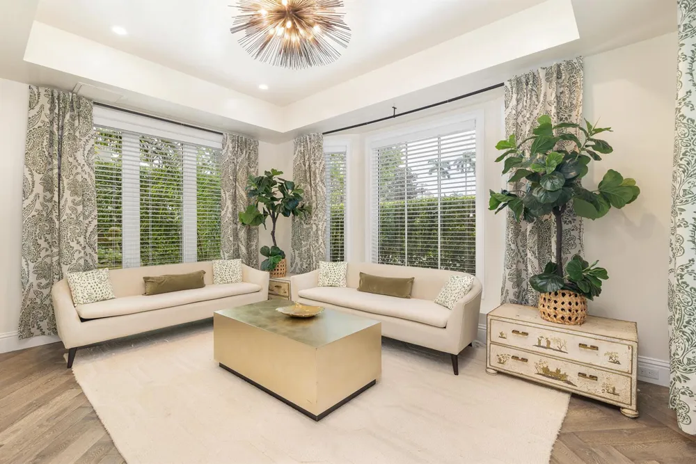 443 Seaview Avenue Palm Beach, FL 33480
