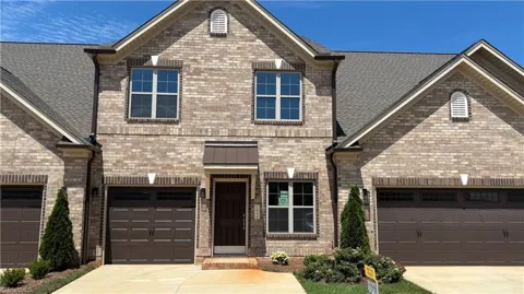 1044 Beechcraft Drive