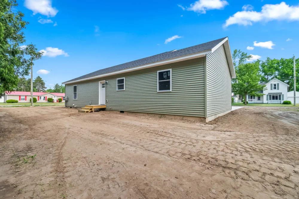 203 Pelton Avenue Coldwater City, MI 49036
