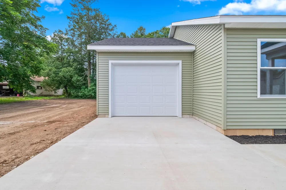 203 Pelton Avenue Coldwater City, MI 49036