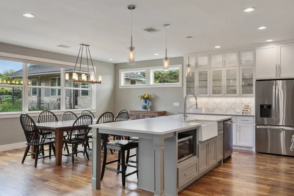 409 Dos Lagos Dripping Springs, TX 78620