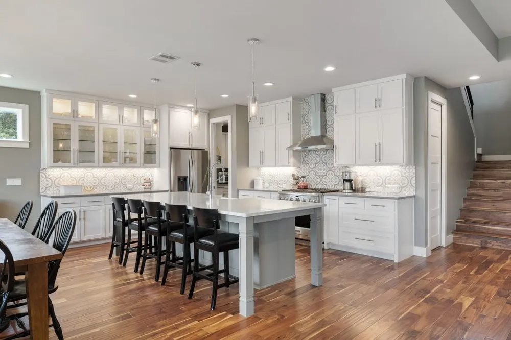 409 Dos Lagos Dripping Springs, TX 78620