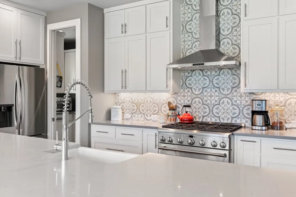 409 Dos Lagos Dripping Springs, TX 78620