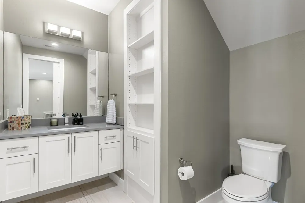 409 Dos Lagos Dripping Springs, TX 78620