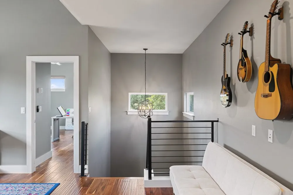 409 Dos Lagos Dripping Springs, TX 78620