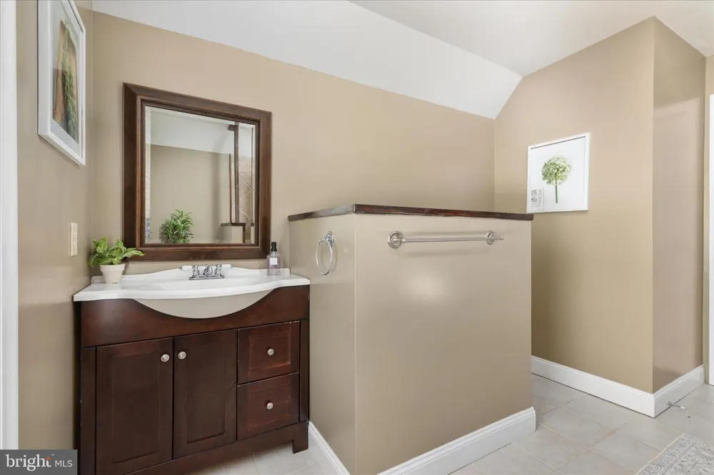 1355 WILT ROAD Charles Town, WV 25414