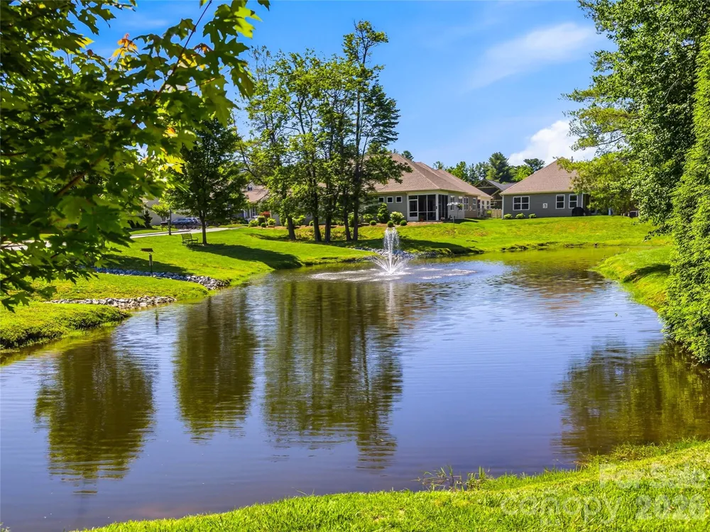 426 Summerfield Place Flat Rock, NC 28731