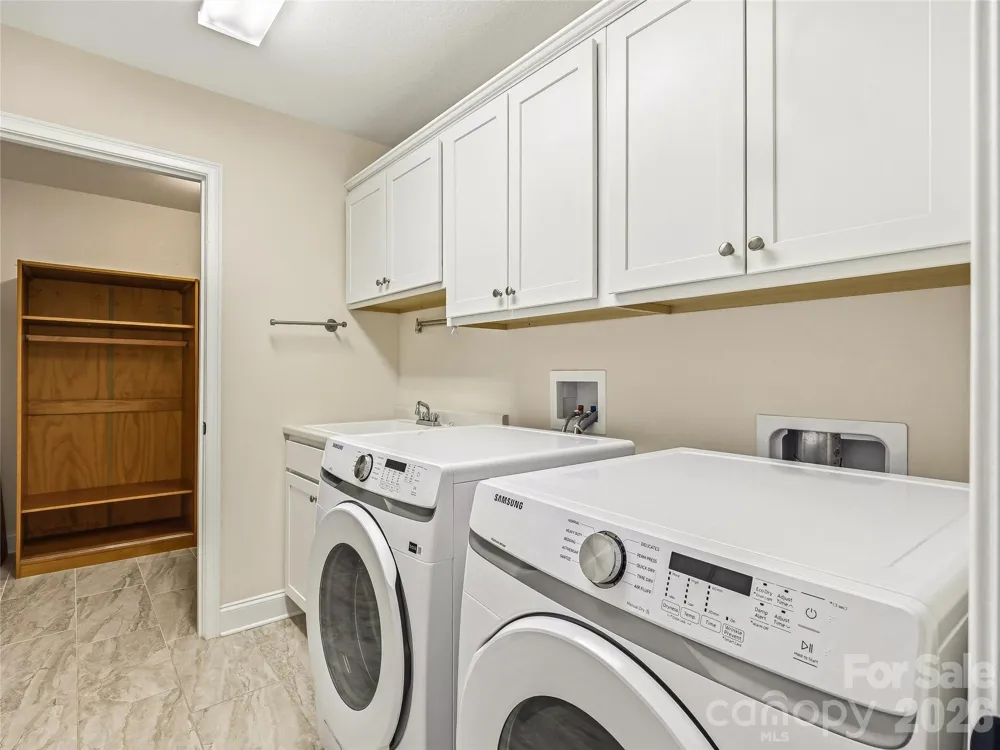 426 Summerfield Place Flat Rock, NC 28731