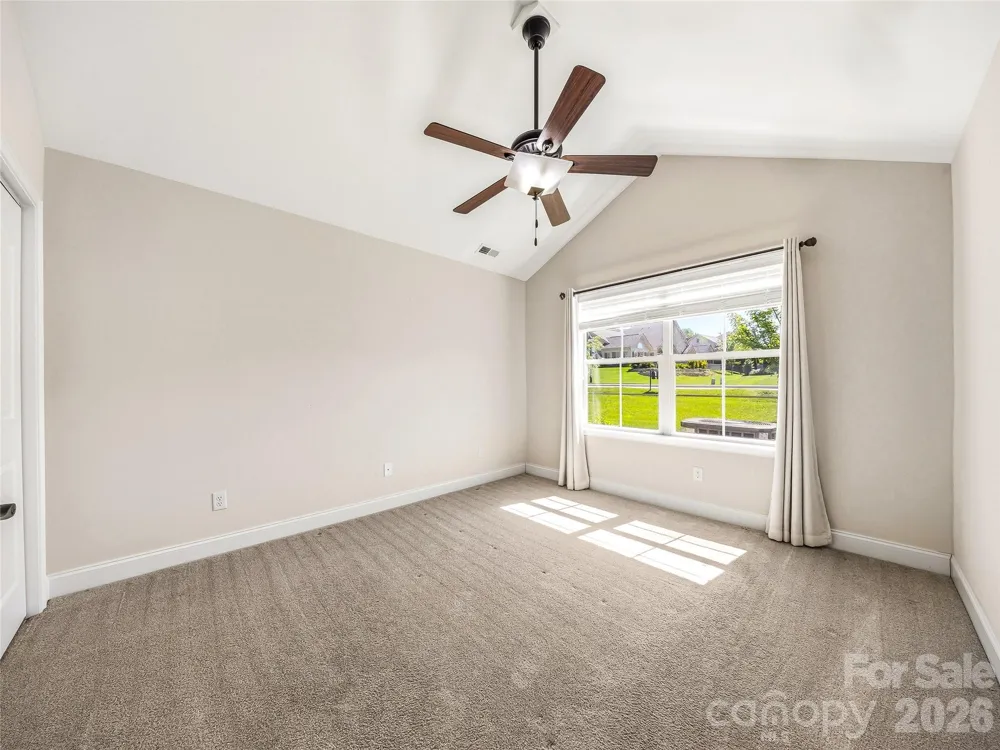 426 Summerfield Place Flat Rock, NC 28731