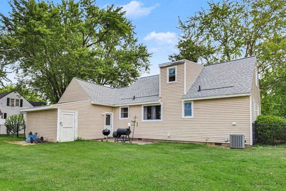 3835 96th Avenue Zeeland, MI 49464