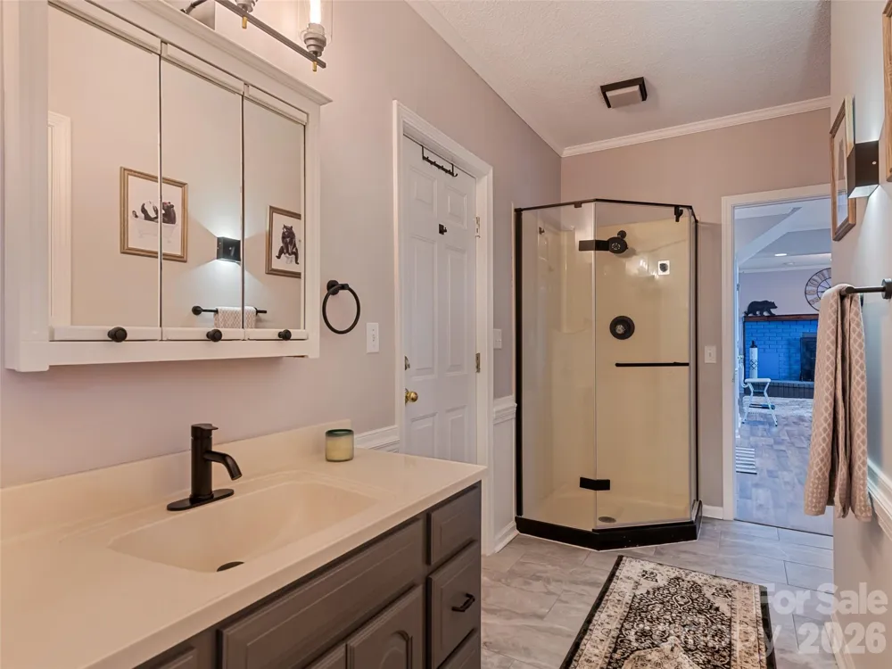 9 Perrion Avenue Weaverville, NC 28787
