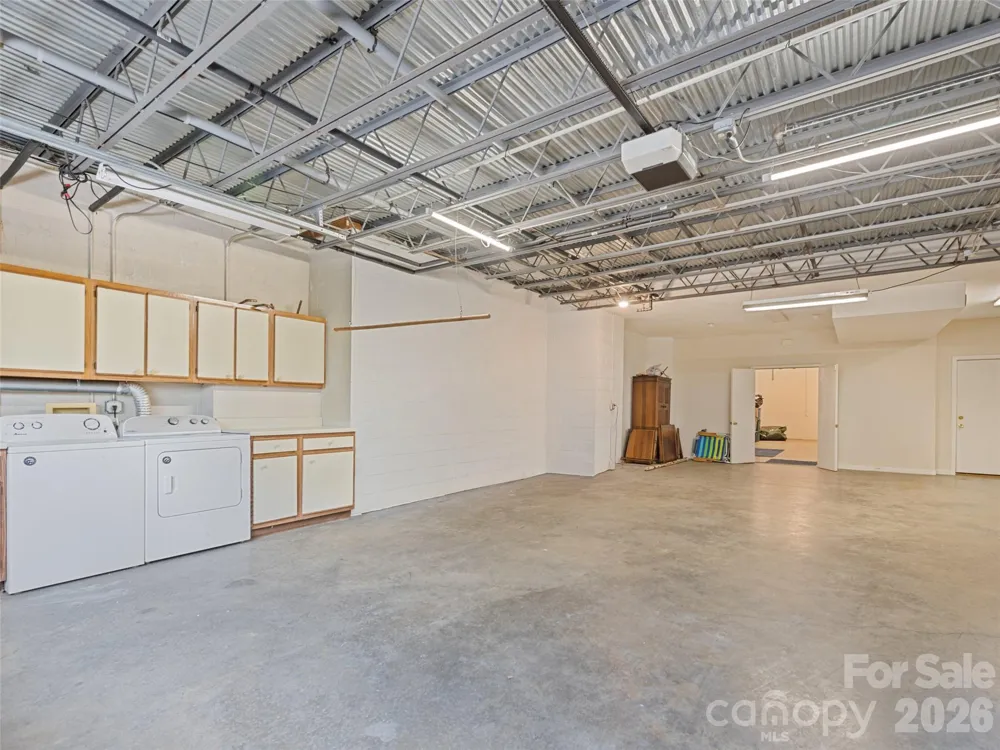 9 Perrion Avenue Weaverville, NC 28787