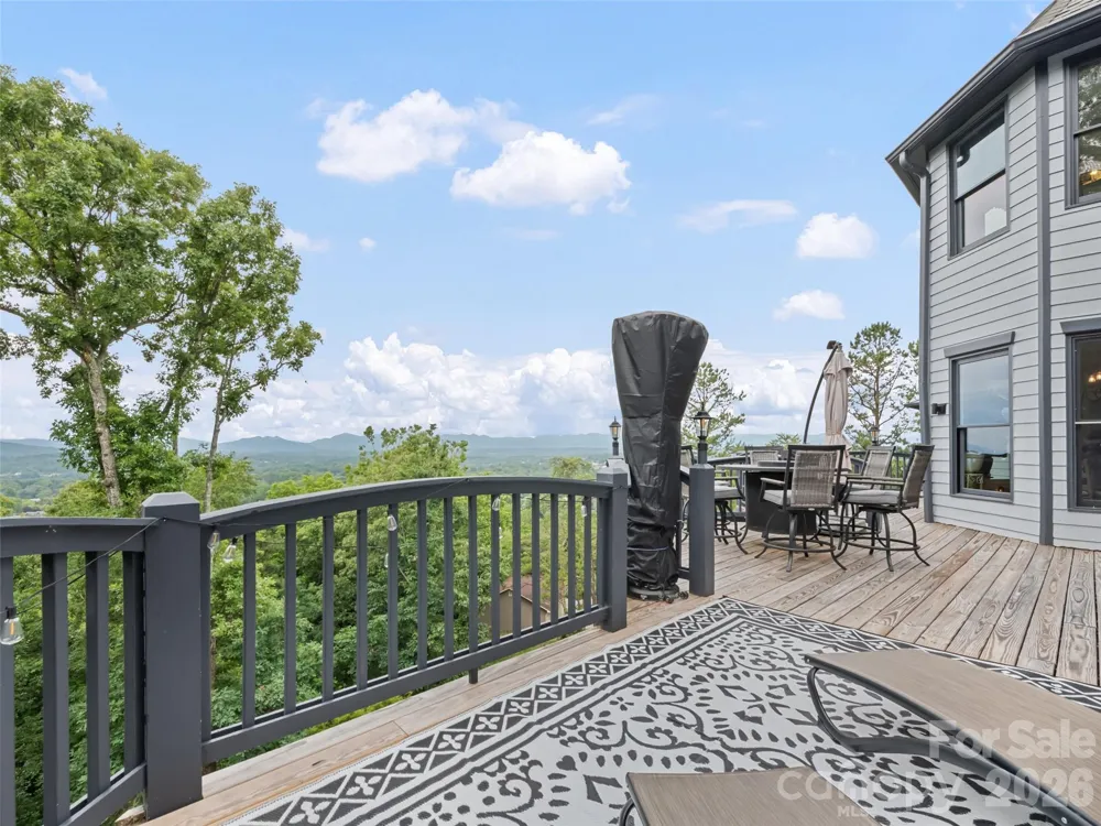 9 Perrion Avenue Weaverville, NC 28787