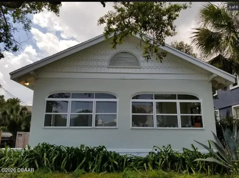 221 Oleander Avenue