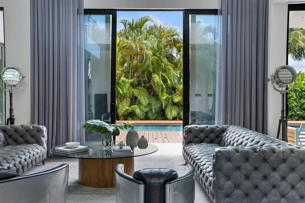 3462 NE 171st Street North Miami Beach, FL 33160