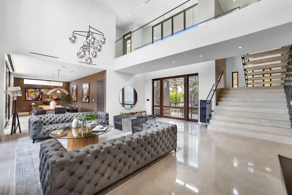 3462 NE 171st Street North Miami Beach, FL 33160