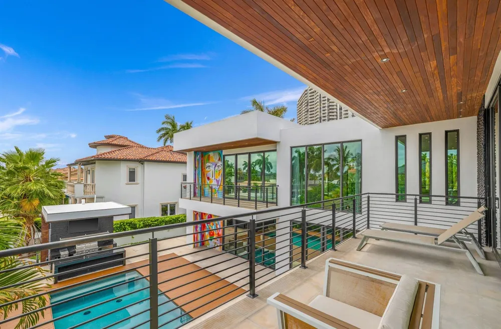3462 NE 171st Street North Miami Beach, FL 33160