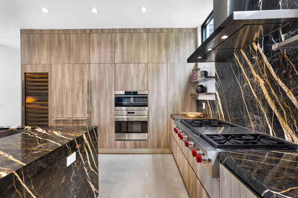 3462 NE 171st Street North Miami Beach, FL 33160