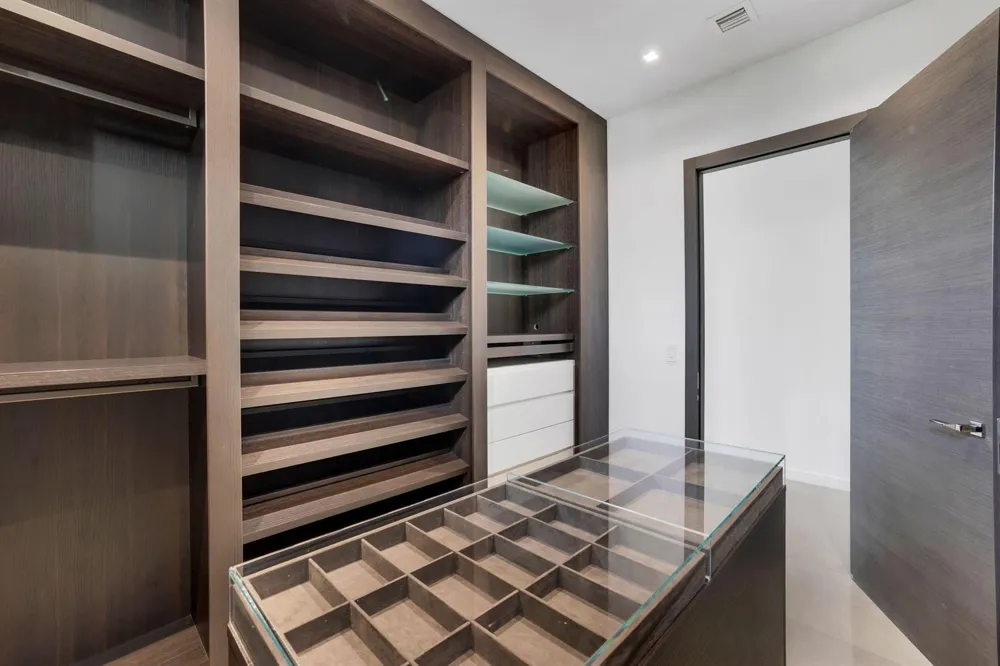 3462 NE 171st Street North Miami Beach, FL 33160