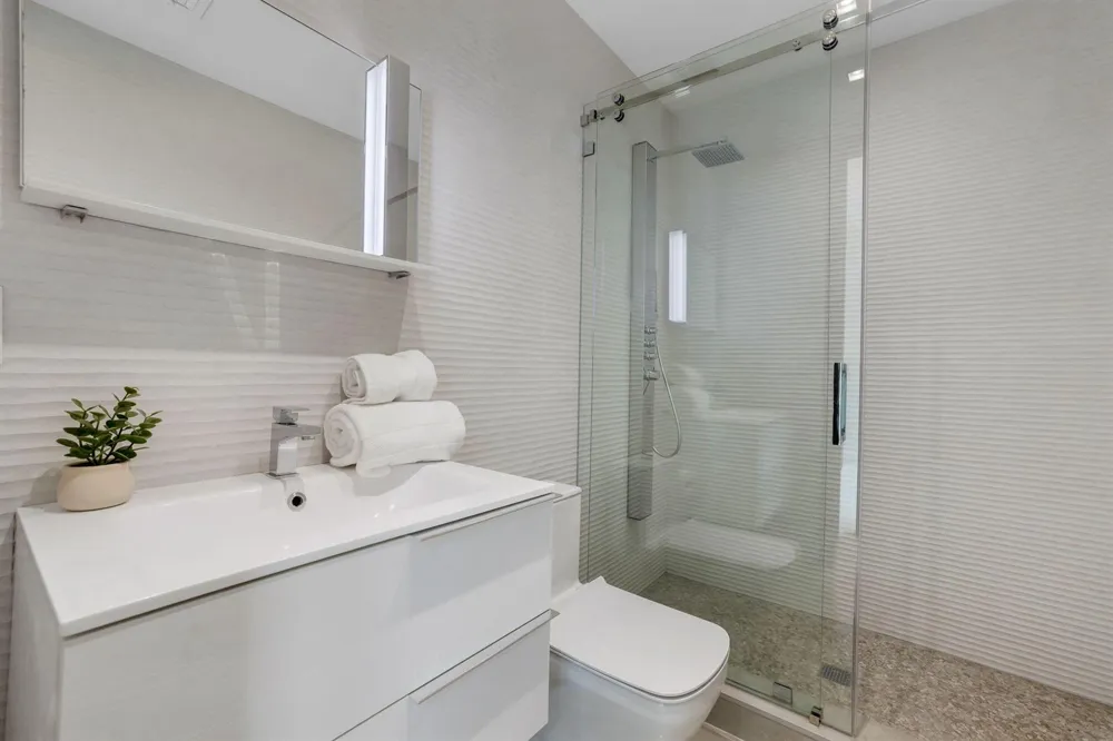 3462 NE 171st Street North Miami Beach, FL 33160