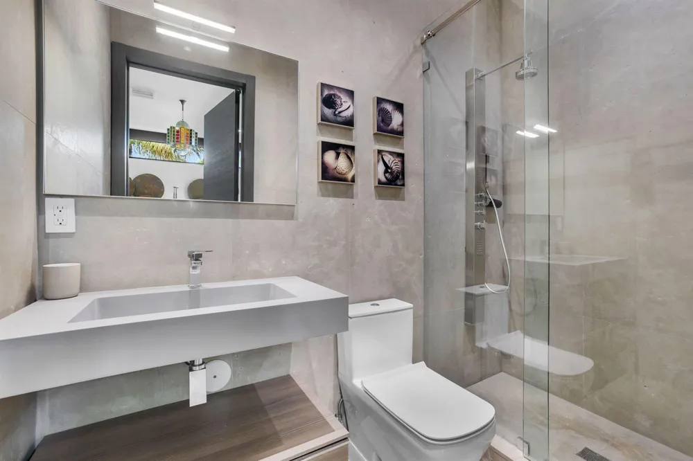 3462 NE 171st Street North Miami Beach, FL 33160
