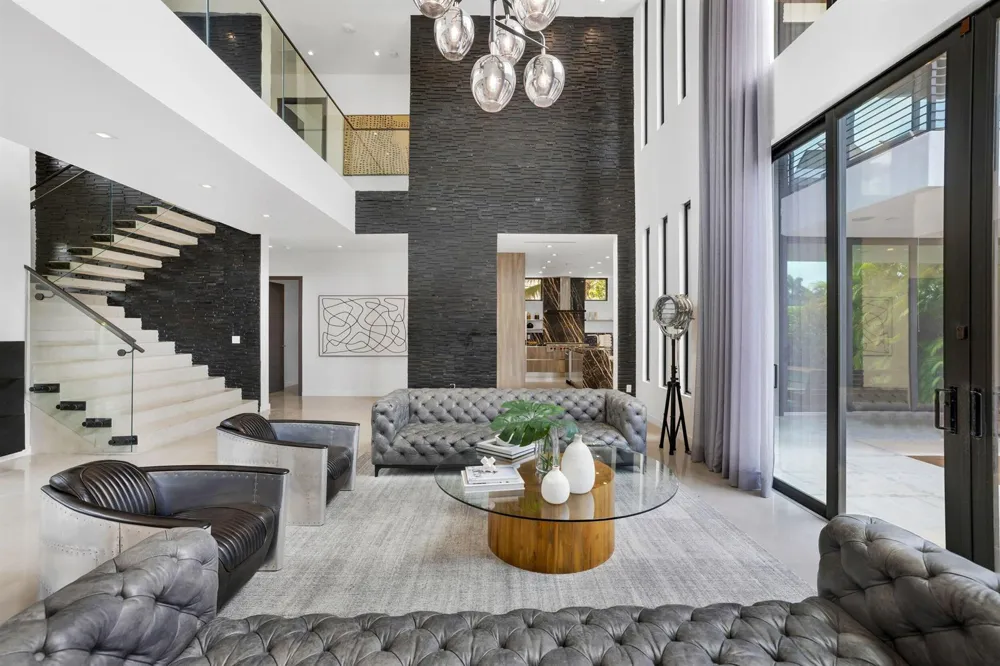 3462 NE 171st Street North Miami Beach, FL 33160