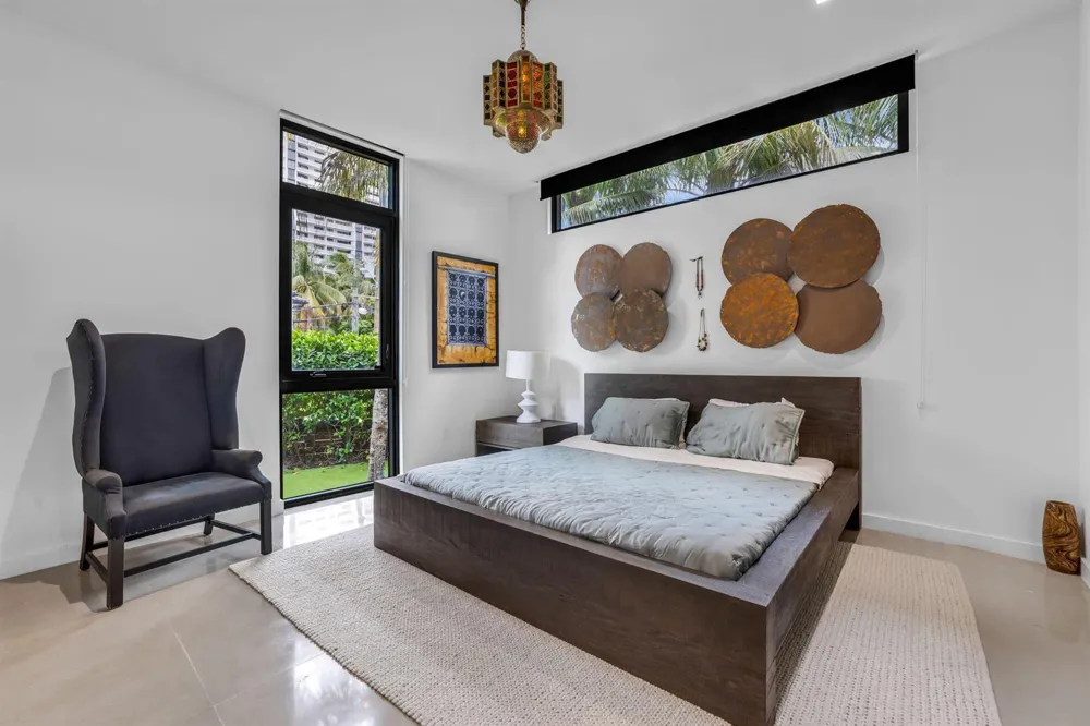 3462 NE 171st Street North Miami Beach, FL 33160