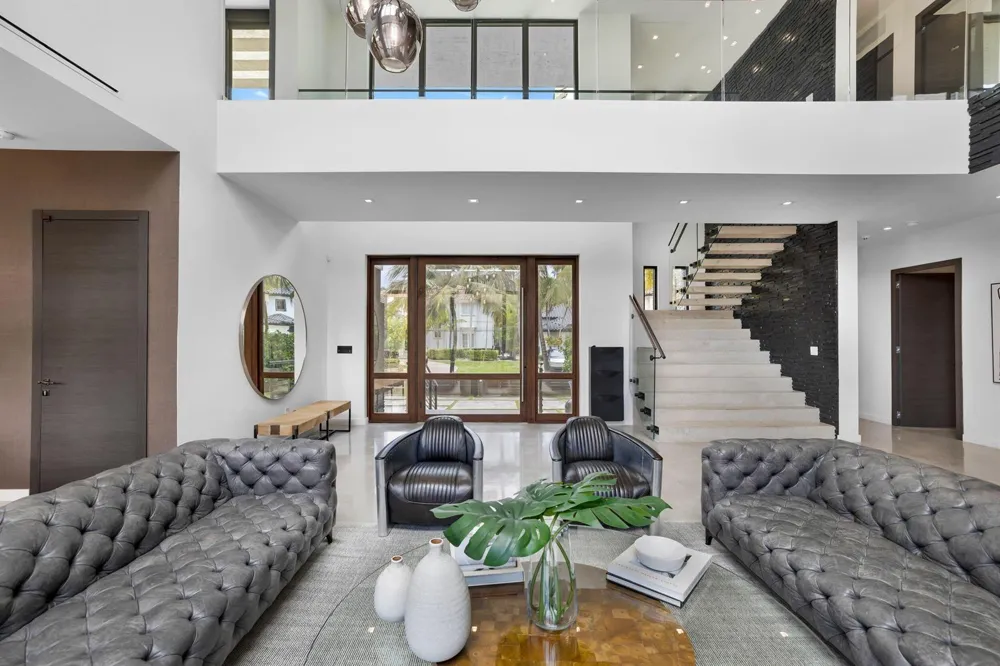 3462 NE 171st Street North Miami Beach, FL 33160