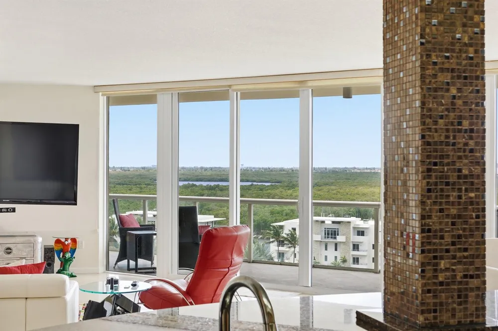 6051 Ocean Drive #1003 Hollywood, FL 33019