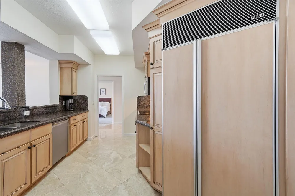 6051 Ocean Drive #1003 Hollywood, FL 33019