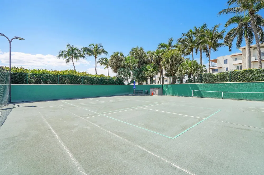 6051 Ocean Drive #1003 Hollywood, FL 33019