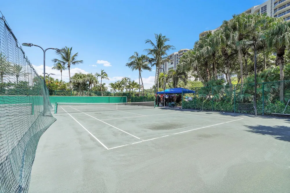 6051 Ocean Drive #1003 Hollywood, FL 33019