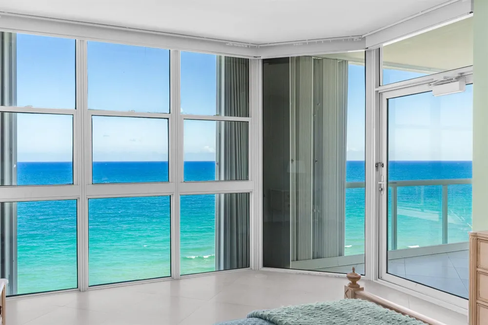 6051 Ocean Drive #1101 Hollywood, FL 33019
