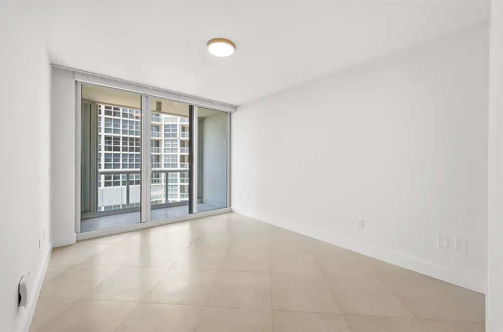 6051 Ocean Drive #1101 Hollywood, FL 33019